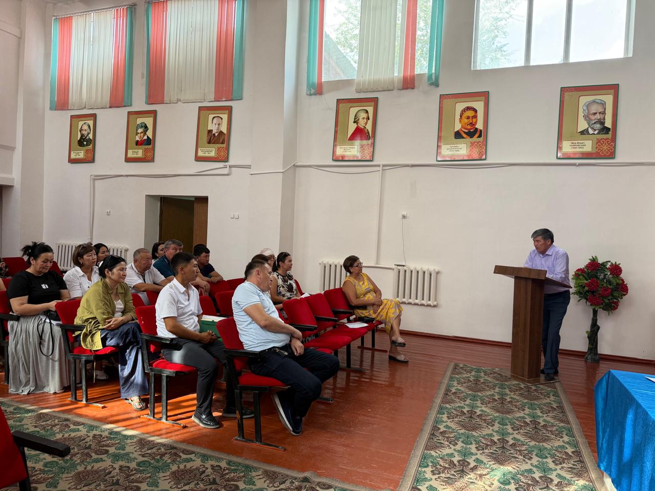 🔰 СОЗАҚ: АУДАНДЫҚ ЖЕКЕМЕНШІК БАЛАБАҚША ҚҰРЫЛТАЙШЫЛАРЫМЕН ӨТКЕН КЕЗДЕСУДЕ ӨНДІРІСТЕГІ САҚТАНДЫРУ ШАРТТАРЫНЫҢ МАҢЫЗДЫЛЫҒЫ ТАЛҚЫЛАНДЫ