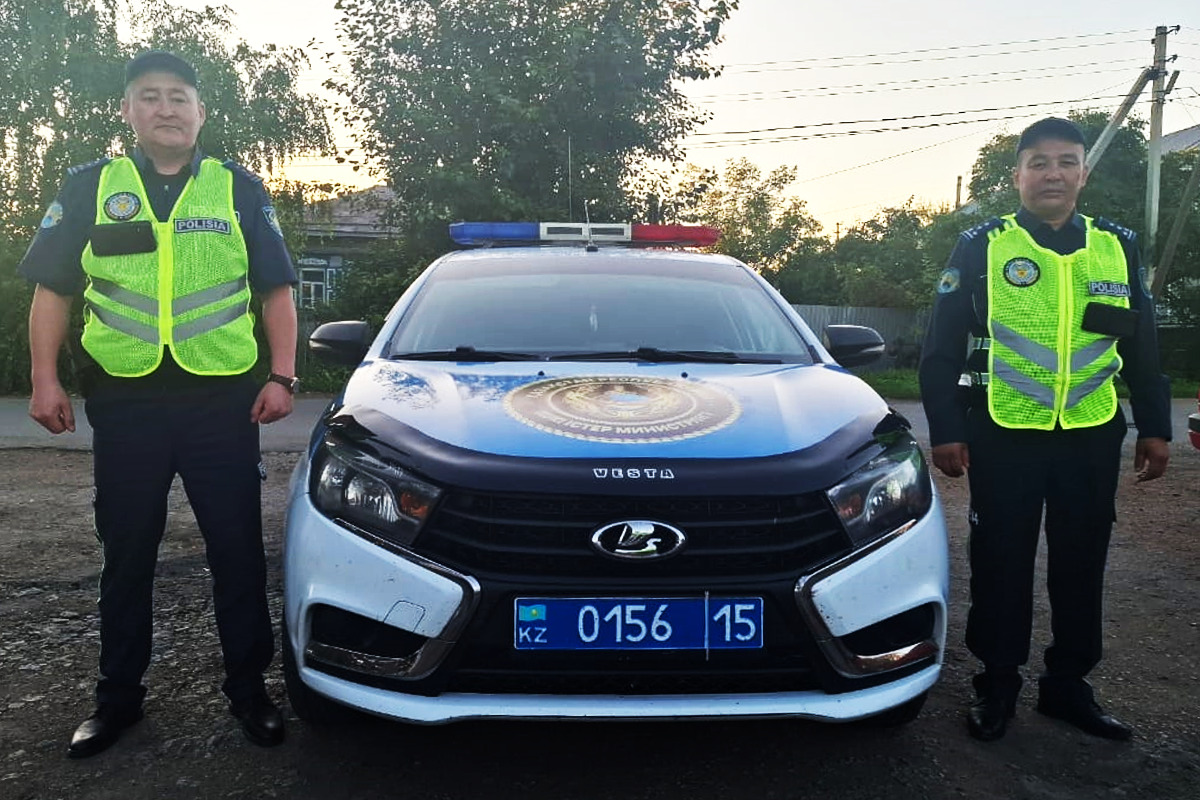 СҚО-да полицейлер есінен танып қалған жүргізушіні құтқарып қалды