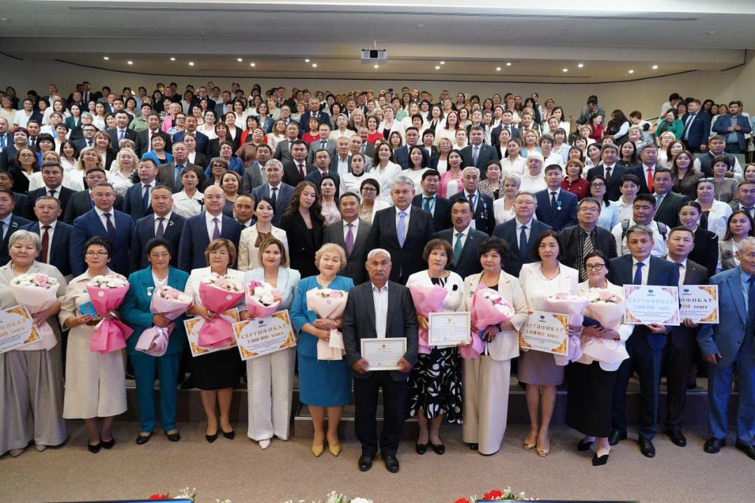 Білім келешегі: Ақмола облысының педагогтары цифрлық дәуірдің жаңа сын-қатерлері мен мүмкіндіктерін талқылады