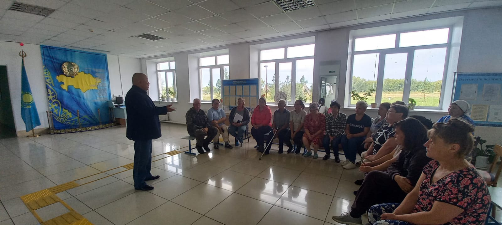 2025 жылғы 13 тамызда сағат 11:00-де Пресноредут ауылдық округінің Пресноредут ауылында ауылдық округ әкімі Б.А. Қайыровтың халық алдында есептік кездесуі өтті