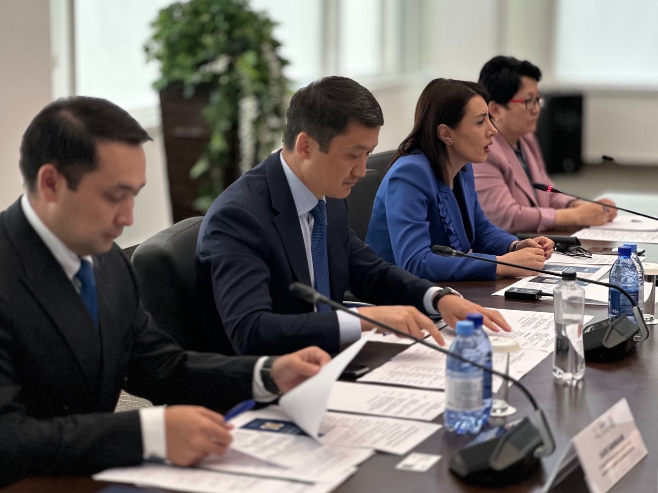 ЕЭК Өнеркәсіп және агроөнеркәсіптік кешен бойынша алқа мүшесі (Министр) жұмыс сапарымен Алматы және Астанада болды