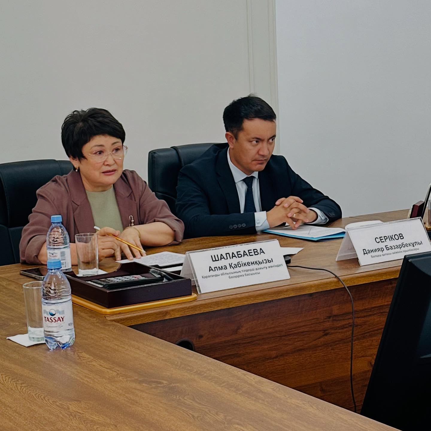 Балқаш қаласында көрнекі ақпараттың көрінісі келіскен.