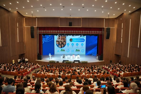ТҮРКІСТАН ОБЛЫСЫНДА МЕКТЕПКЕ ДЕЙІНГІ ҰЙЫМ ПЕДАГОГТЕРІНІҢ ОБЛЫСТЫҚ ТАМЫЗ СЕКЦИЯ ОТЫРЫСЫ ӨТТІ