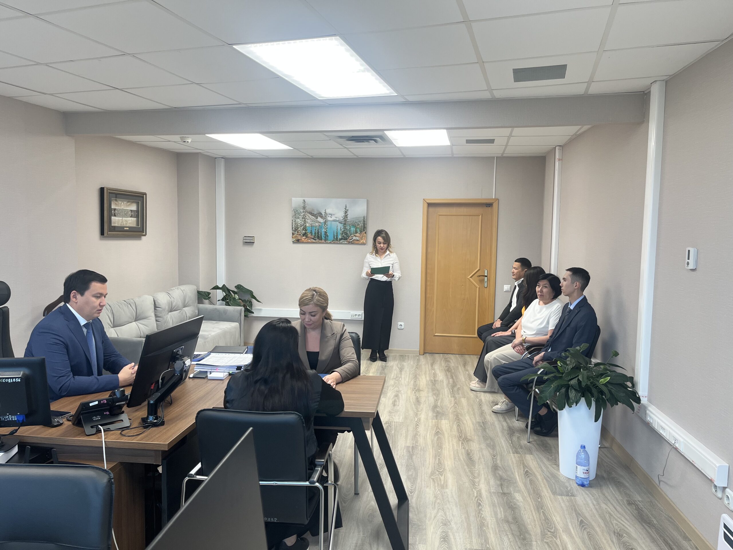 Әкімшілік басқарма қызметкерлеріне түсіндіру жұмысы жүргізілді