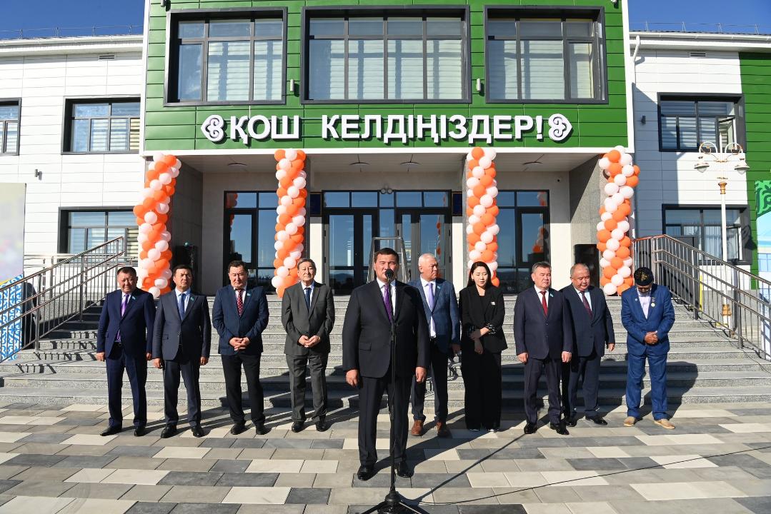 Сексеуіл кентінде 300 орындық «Келешек мектебі» ашылды