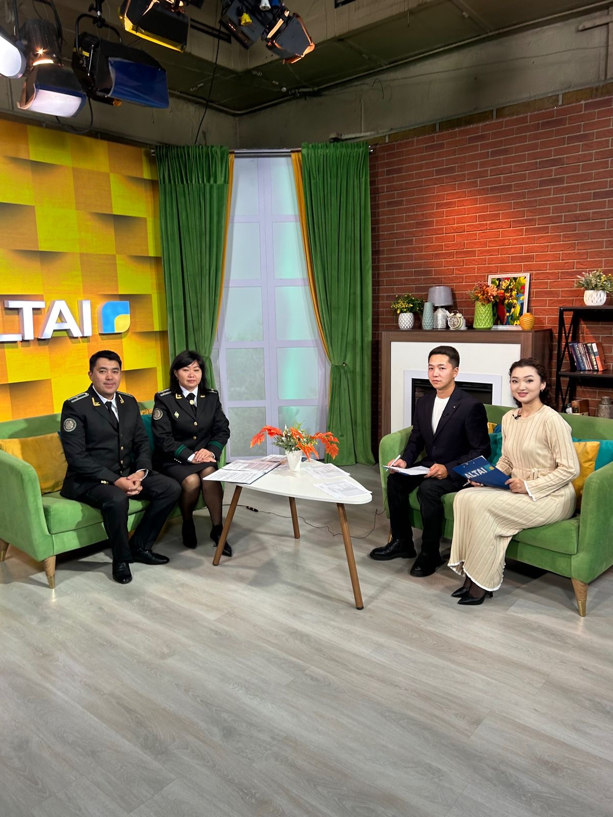 «Алтай таңы» бағдарламасына қатысты