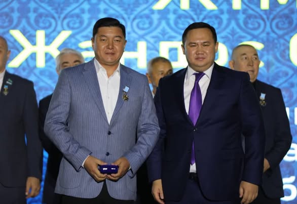 ТАРИХ ТӨРІНДЕГІ – ТҮРКІСТАН – БҮГІН ҚАЛА КҮНІН АТАП ӨТТІ