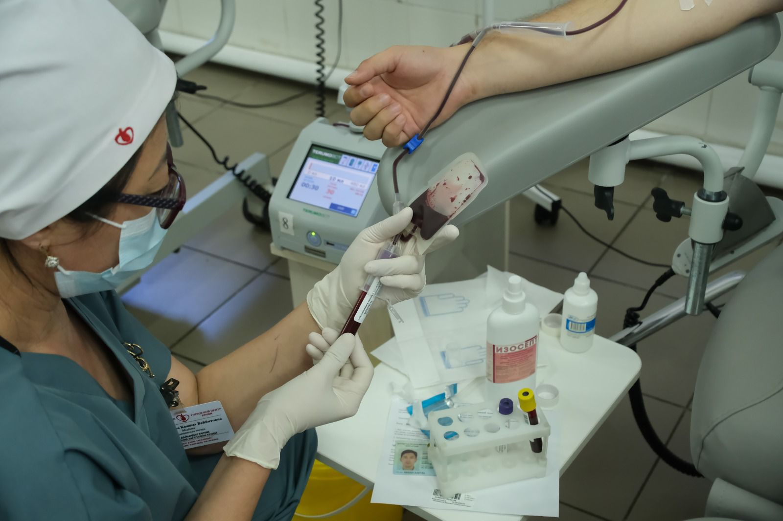 Жасанды интеллект, роботтар және жүрек трансплантациясы: Алматыда болашақ медицинасы енгізіліп келеді