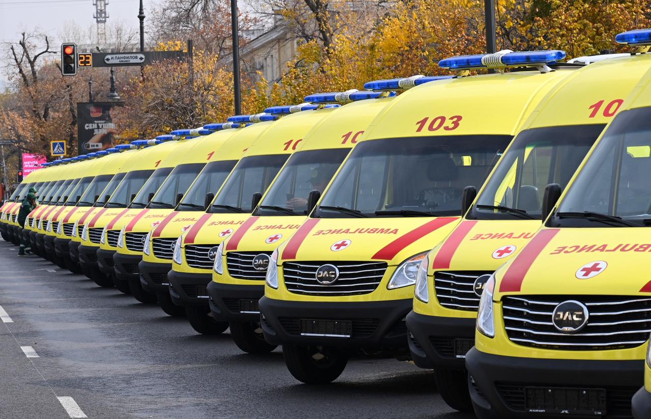 Алматыда Жедел медициналық жәрдемнің жаңа автокөліктері табысталды