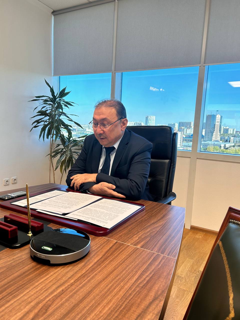 Роқбаев Рахат Келдібайұлы Қарағанды облысының тұрғындарымен онлайн кездесу өткізеді