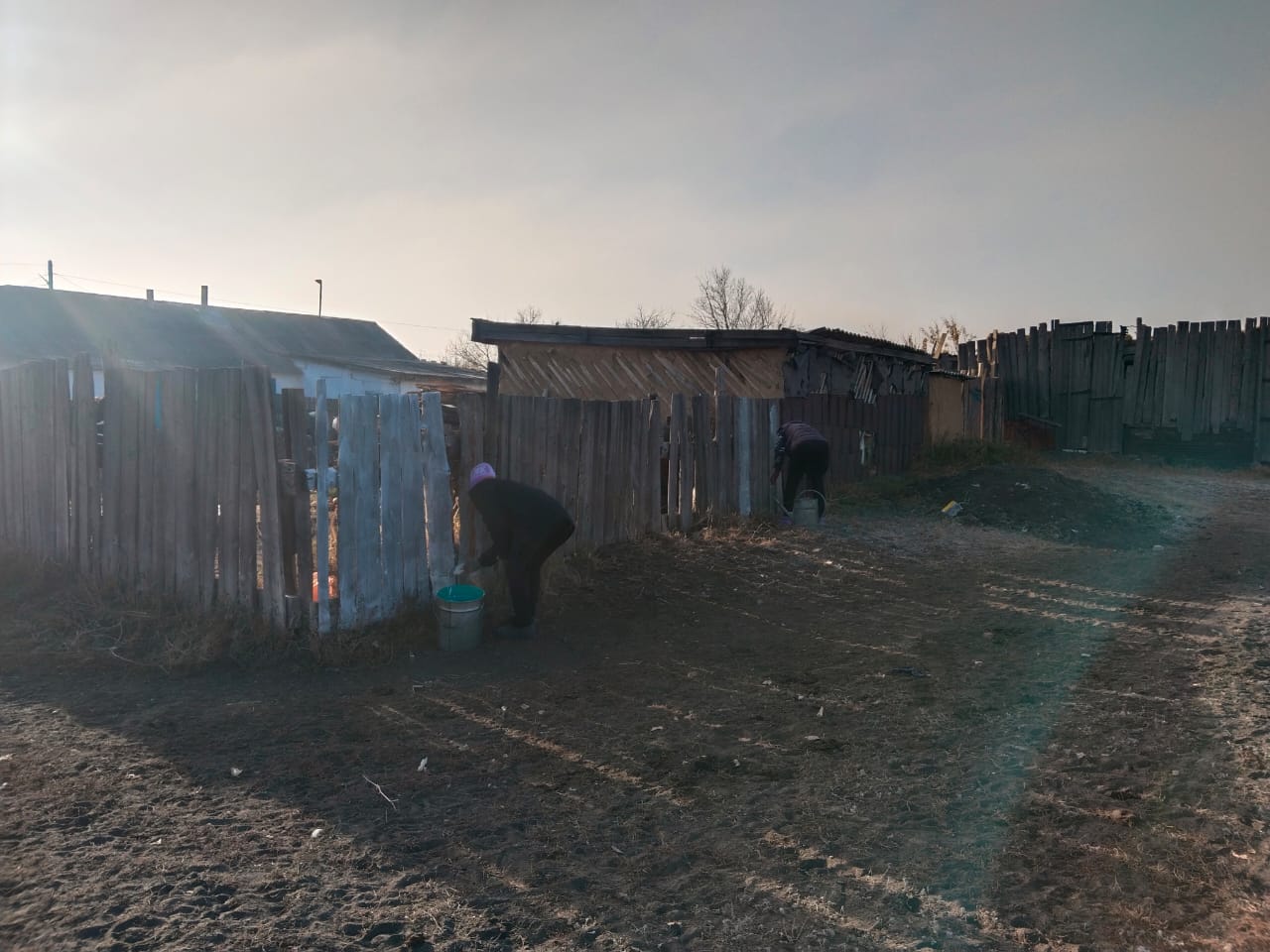 Қақпалар боялды