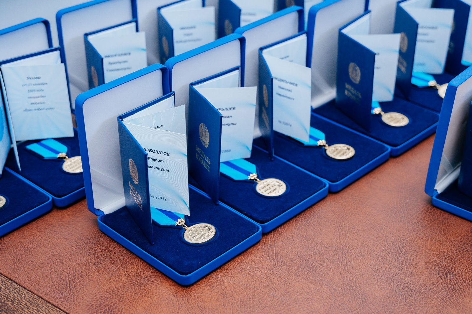 Батыс Қазақстан облысында Республика күніне орай мемлекеттік наградалар табысталды