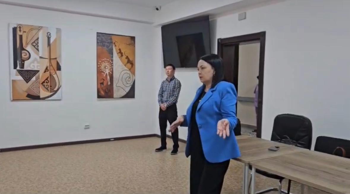 Өкіл заңгер Алия Амантаевамен Сайрам ауданында зейнеткерлерге арналған құқықтық марафон өткізді