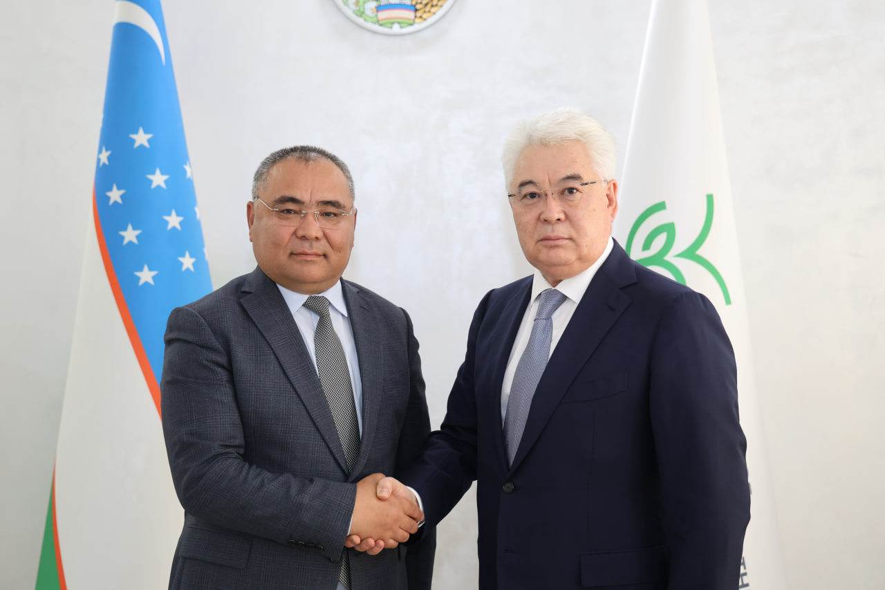 2025 жылғы 17 қазанда Елші Бейбіт Атамқұлов ӨР-ның Ауыл шаруашылығы Министрі Иброхим Абдурахмоновпен кездесті