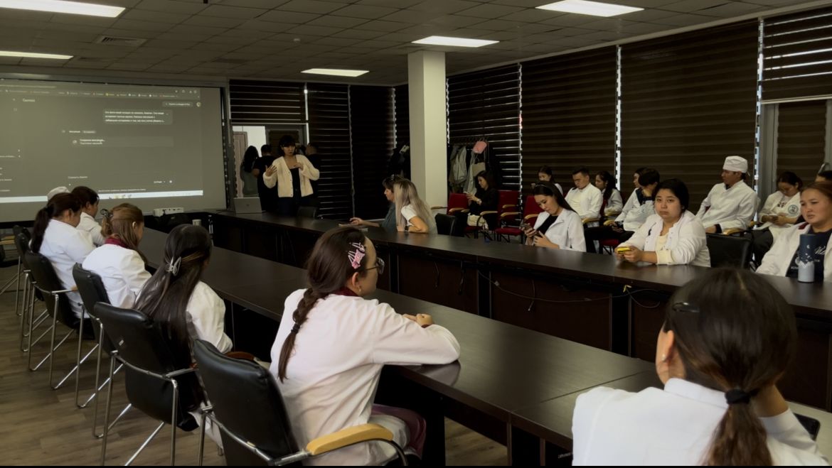 Талдықорғанда «Жасанды интеллект дәуіріндегі Қазақстан» тақырыбында дөңгелек үстел өтті