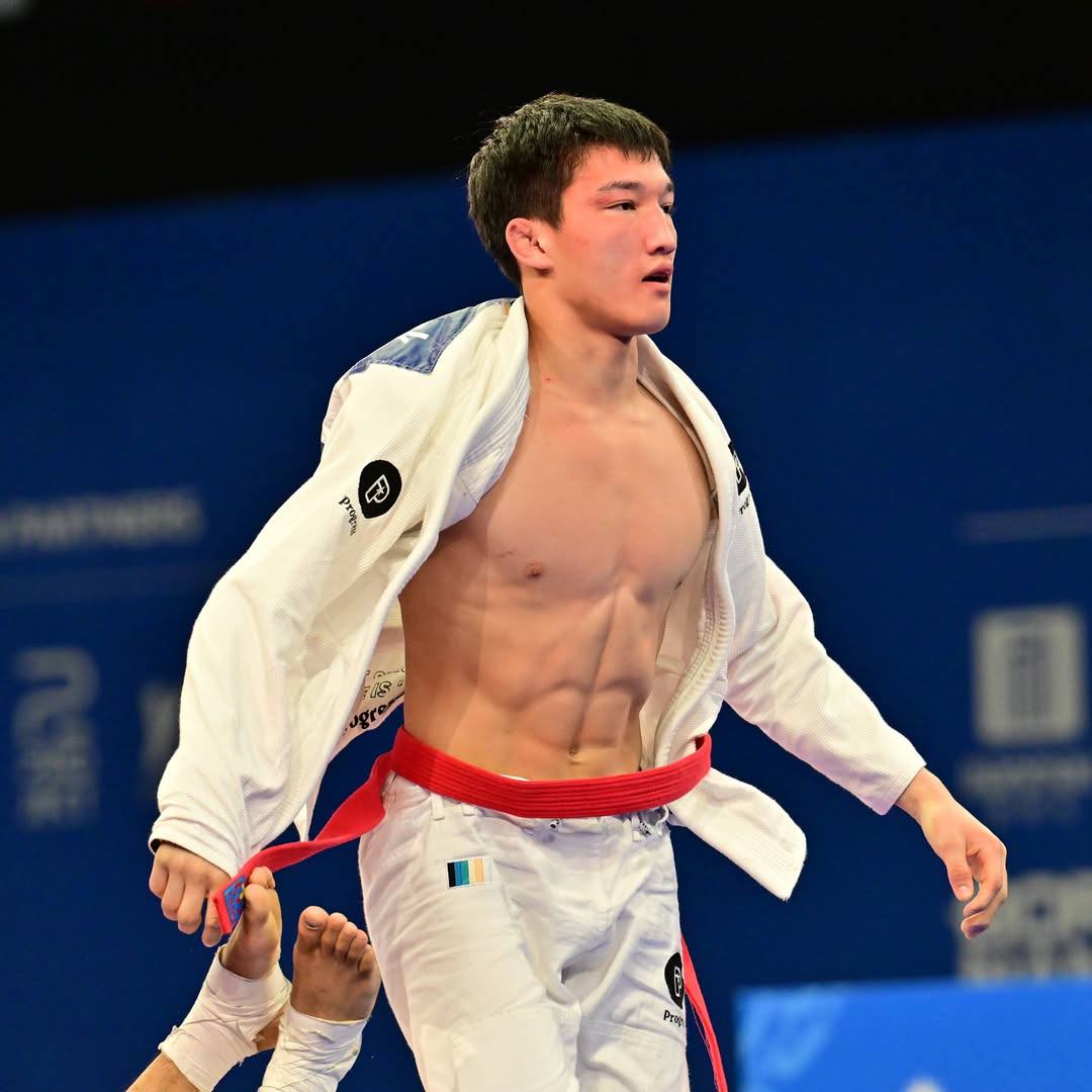 Абдулла Батырбек алтын жүлдегер атанды