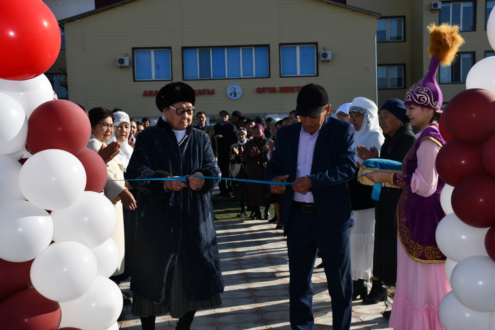 Исатай ауданында «Ұстаздар саябағы» ашылды