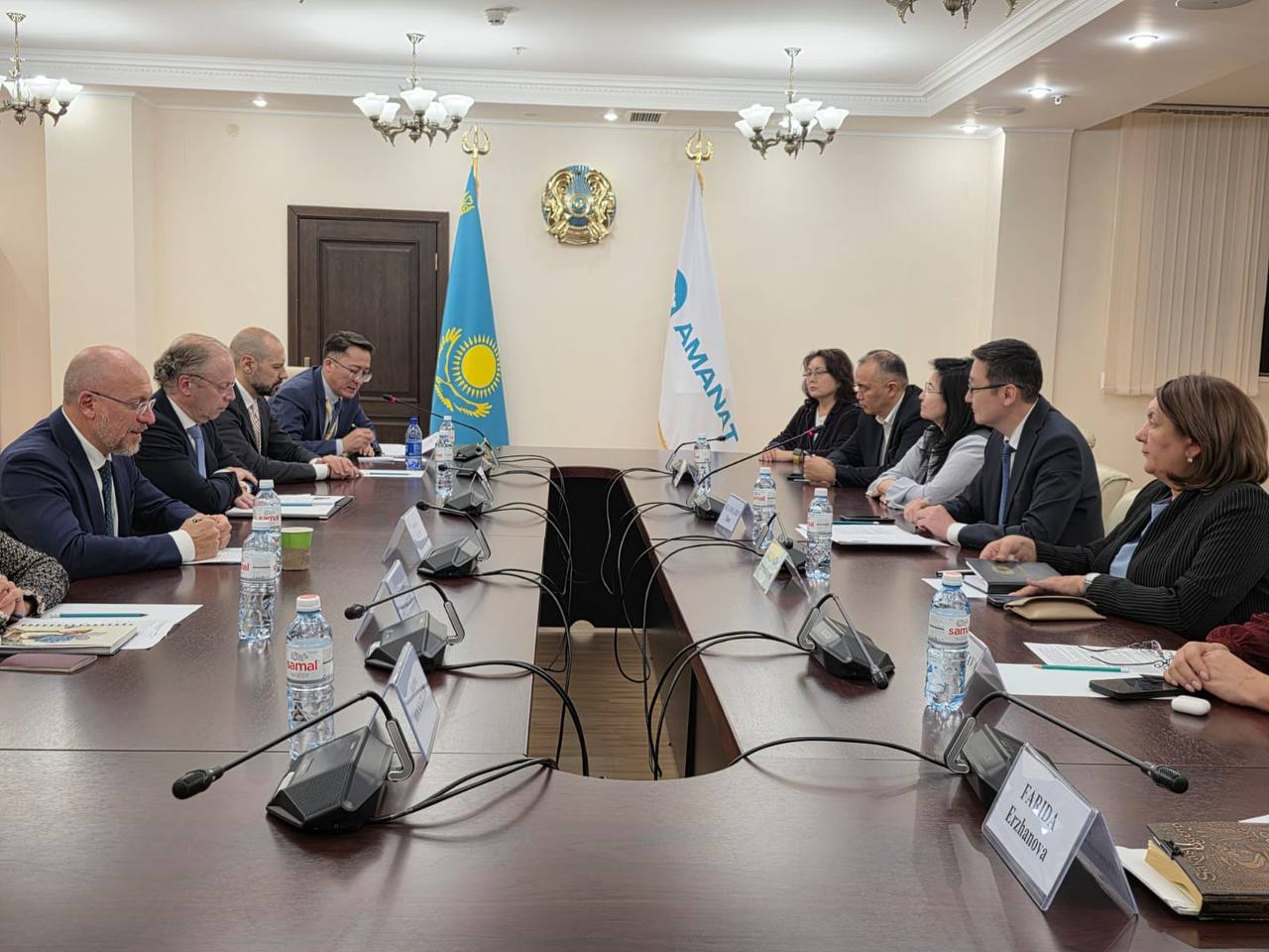 ҚАЗАҚСТАН МЕН ИТАЛИЯНЫҢ ENI ЭНЕРГЕТИКАЛЫҚ КОМПАНИЯСЫ ДЕНСАУЛЫҚ САҚТАУ САЛАСЫНДАҒЫ ЫНТЫМАҚТАСТЫҚТЫ КЕҢЕЙТУДЕ