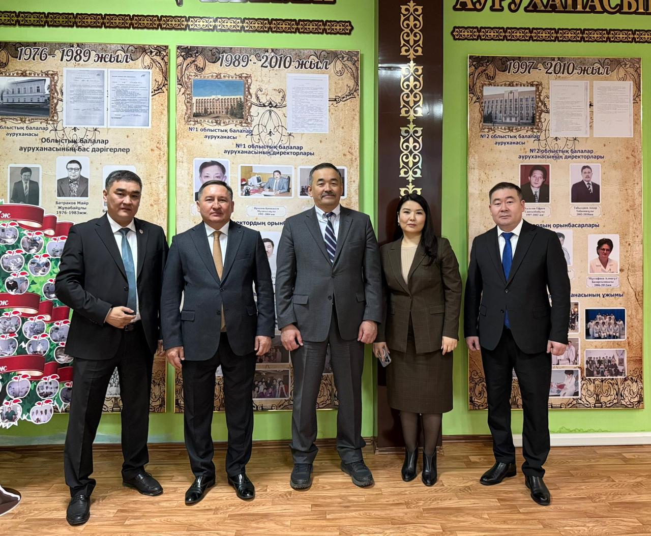 ДЕНСАУЛЫҚ САҚТАУ ВИЦЕ-МИНИСТРІ БАТЫС ҚАЗАҚСТАН ОБЛЫСЫНЫҢ ТҰРҒЫНДАРЫМЕН КЕЗДЕСУ ӨТКІЗДІ