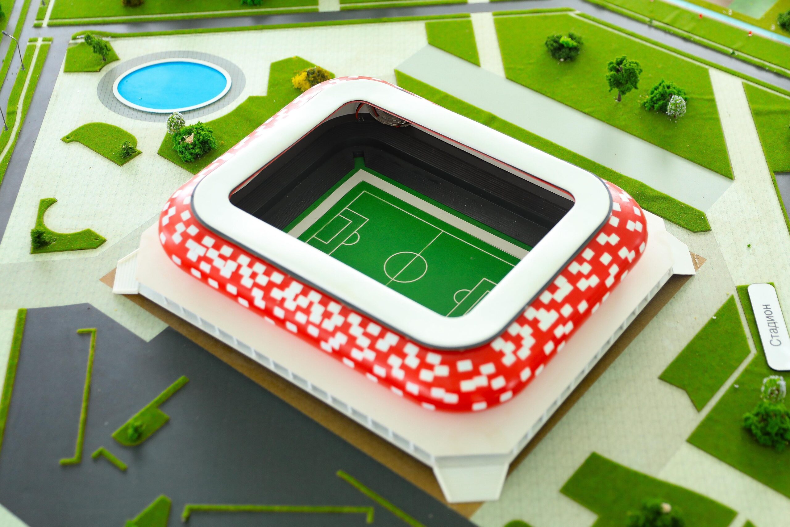 Ақтөбе облысында ең ірі футбол стадионы салынып, спорттық инфрақұрылым қарқынды дамуда