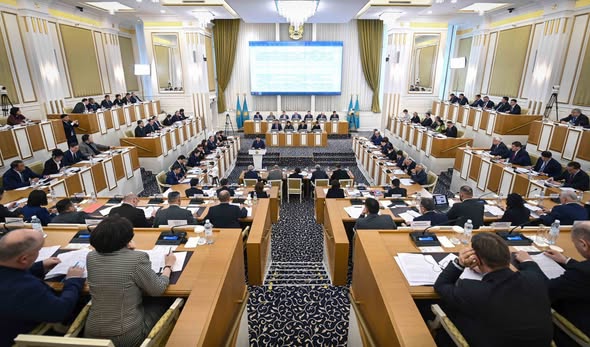 Қазақстанда неке мен отбасы құндылықтары конституциялық деңгейде күшейтіледі