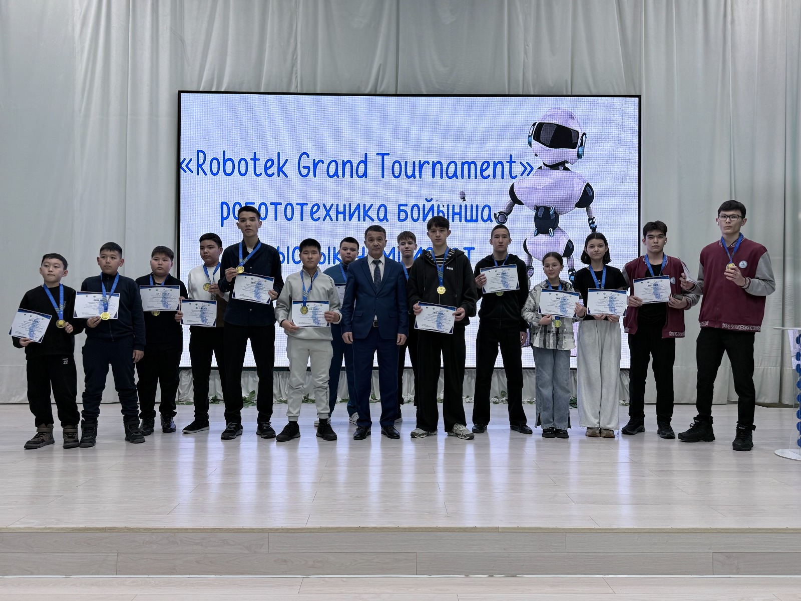 «Robotek Grand Tournament» робототехника бойынша республикалық чемпионаттың облыстық кезеңіні аяқталды
