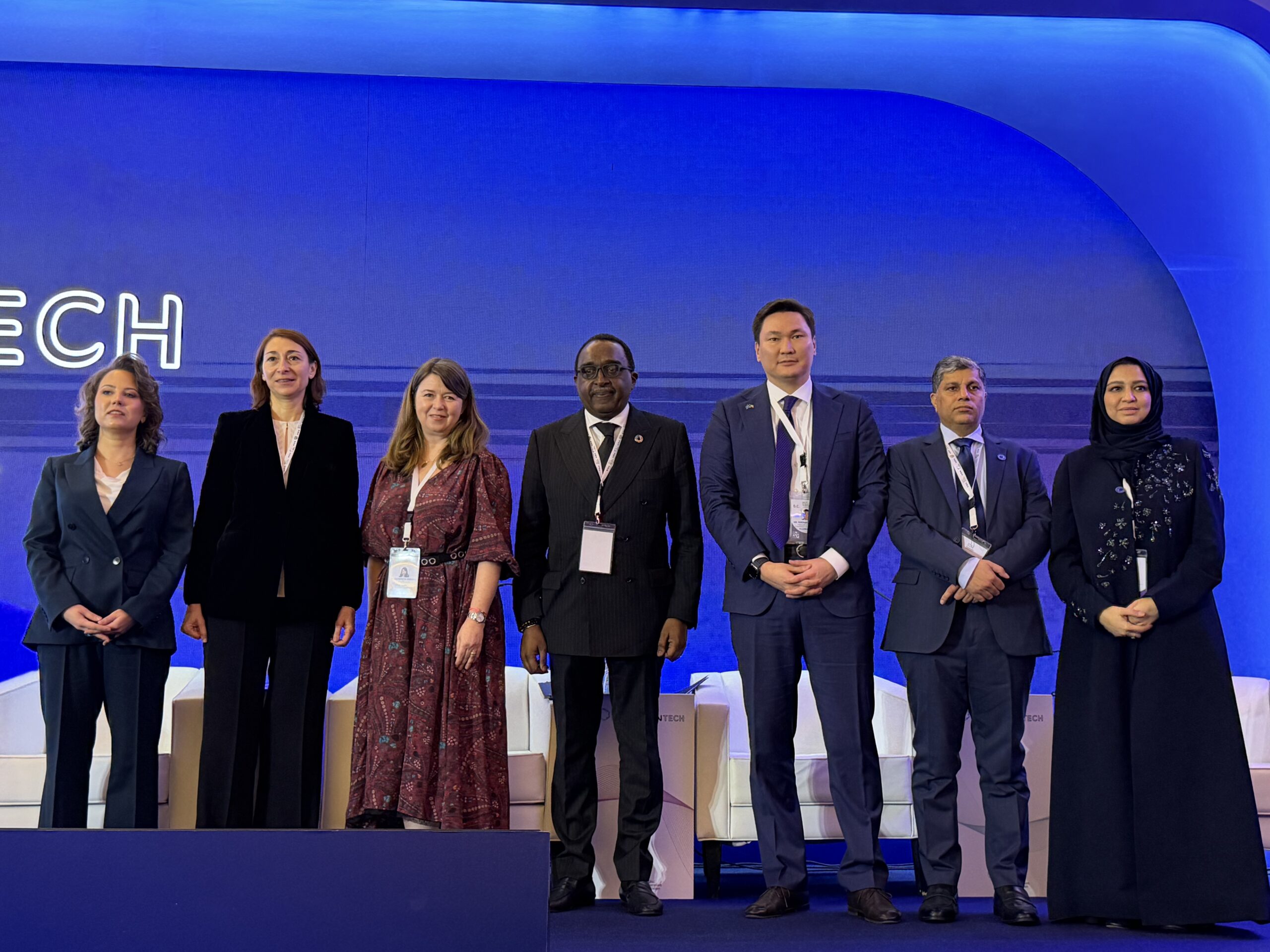 Қазақстанның цифрлық жетістіктері Digital Cooperation Organization алаңында ұсынылды