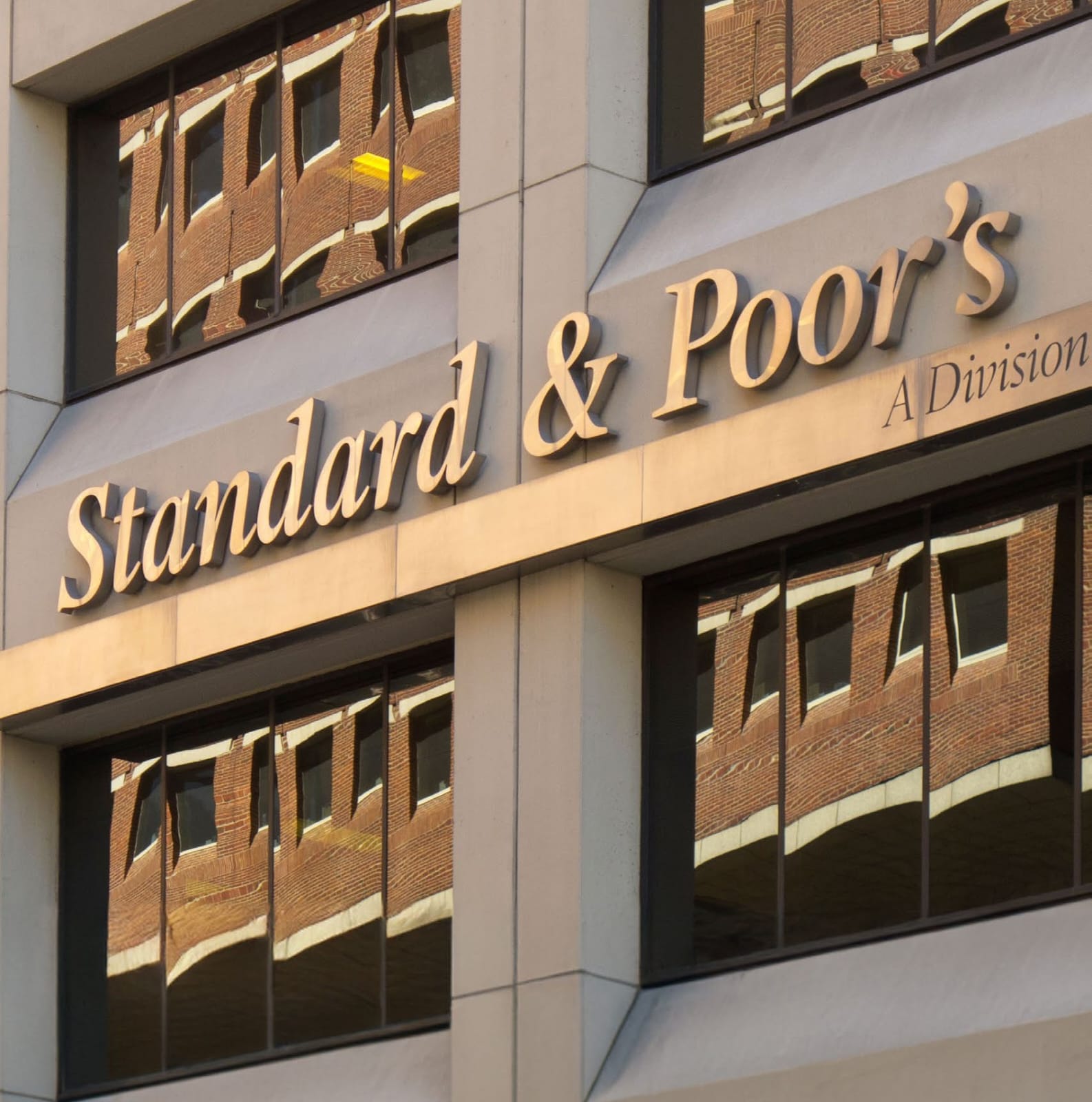 S&P халықаралық рейтингтік агенттігі «Позитивті» болжамын сақтай отырып, Қазақстан Республикасының тәуелсіз кредиттік рейтингін «BBB –» деңгейінде растады