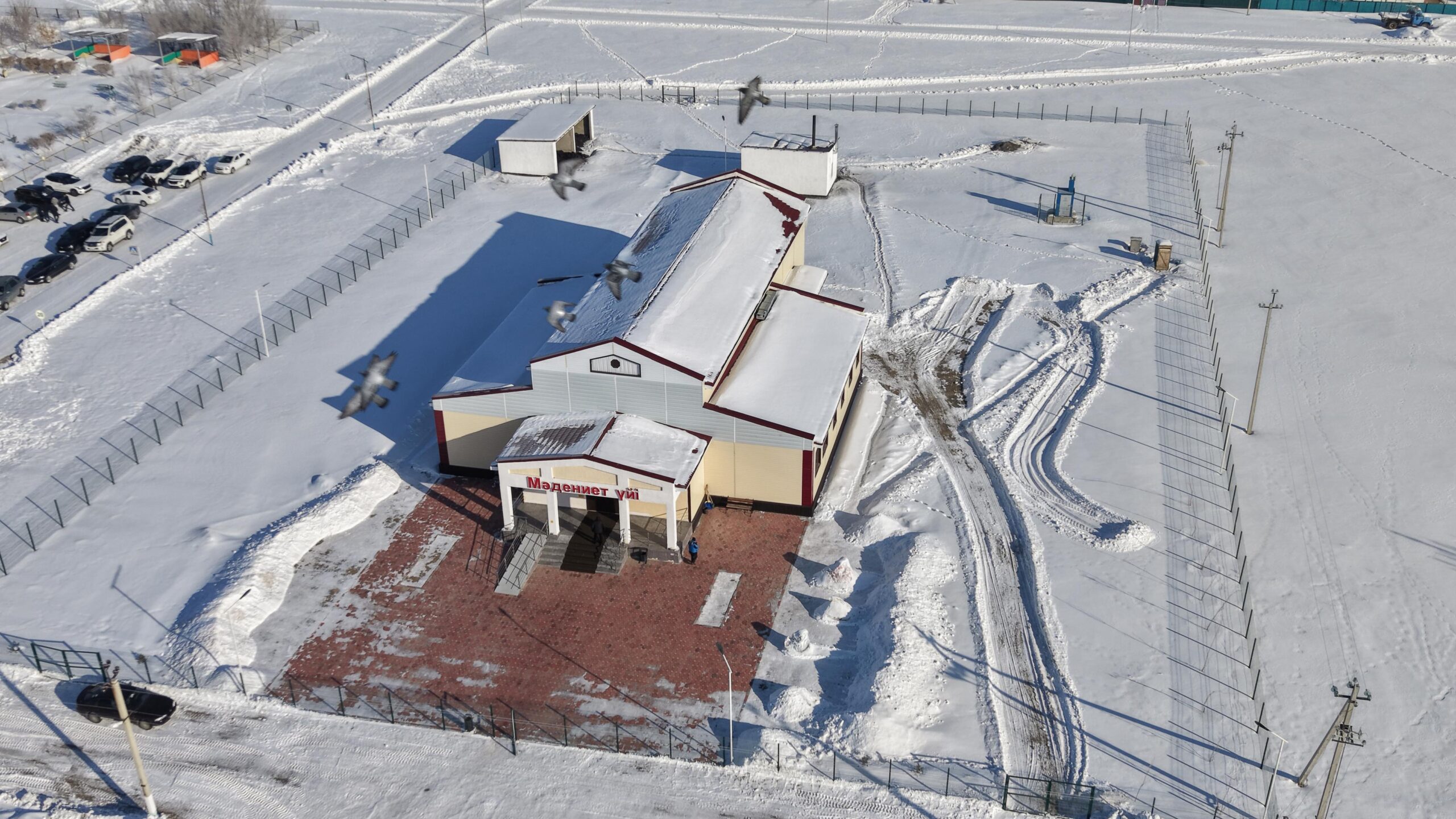 Облыс әкімі Жәнтікей ауылының тұрғындарымен кездесті