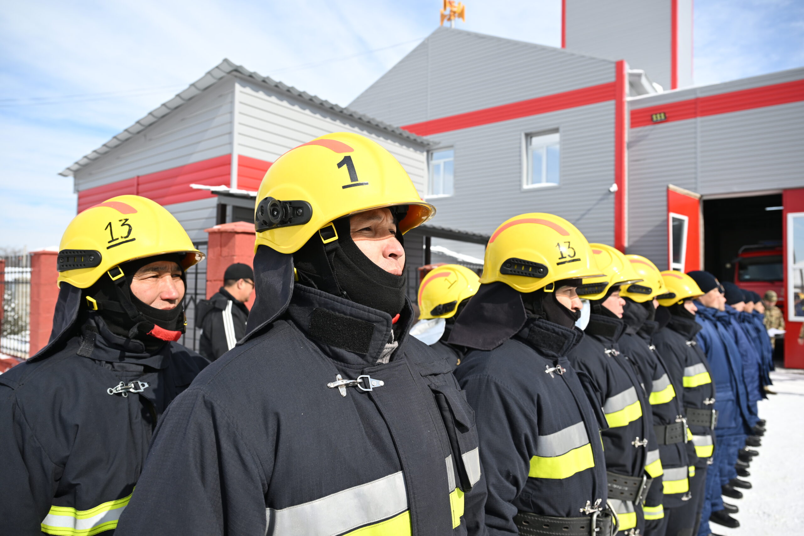 Жетісуда бір күнде үш өрт сөндіру бөлімі қолданысқа берілді