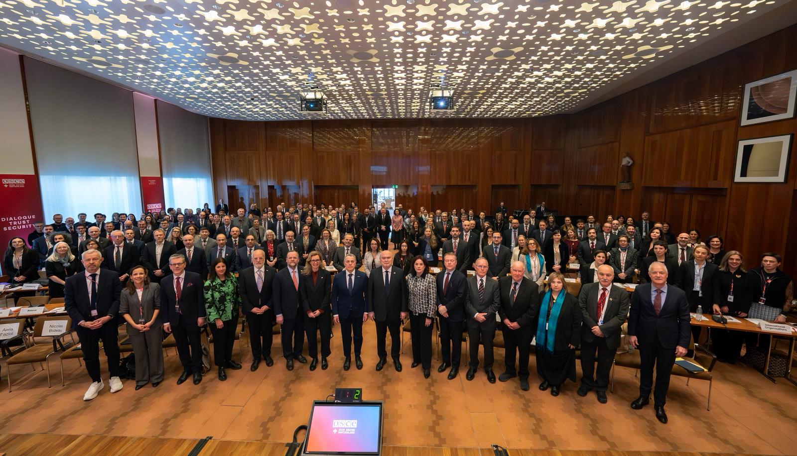 Қазақстан делегациясы ЕҚЫҰ-ның Антисемитизмге қарсы күрес жөніндегі конференциясында дінаралық диалог пен Әлемдік және дәстүрлі діндер көшбасшылары съезінің рөлін атап өтті