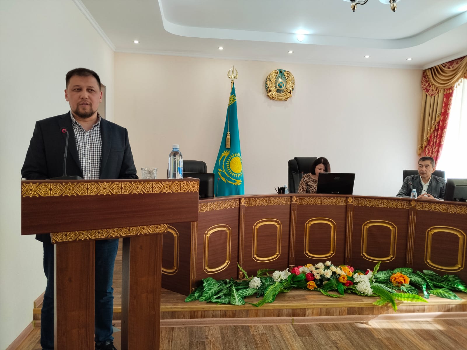 Тұрақты комиссия отырысы