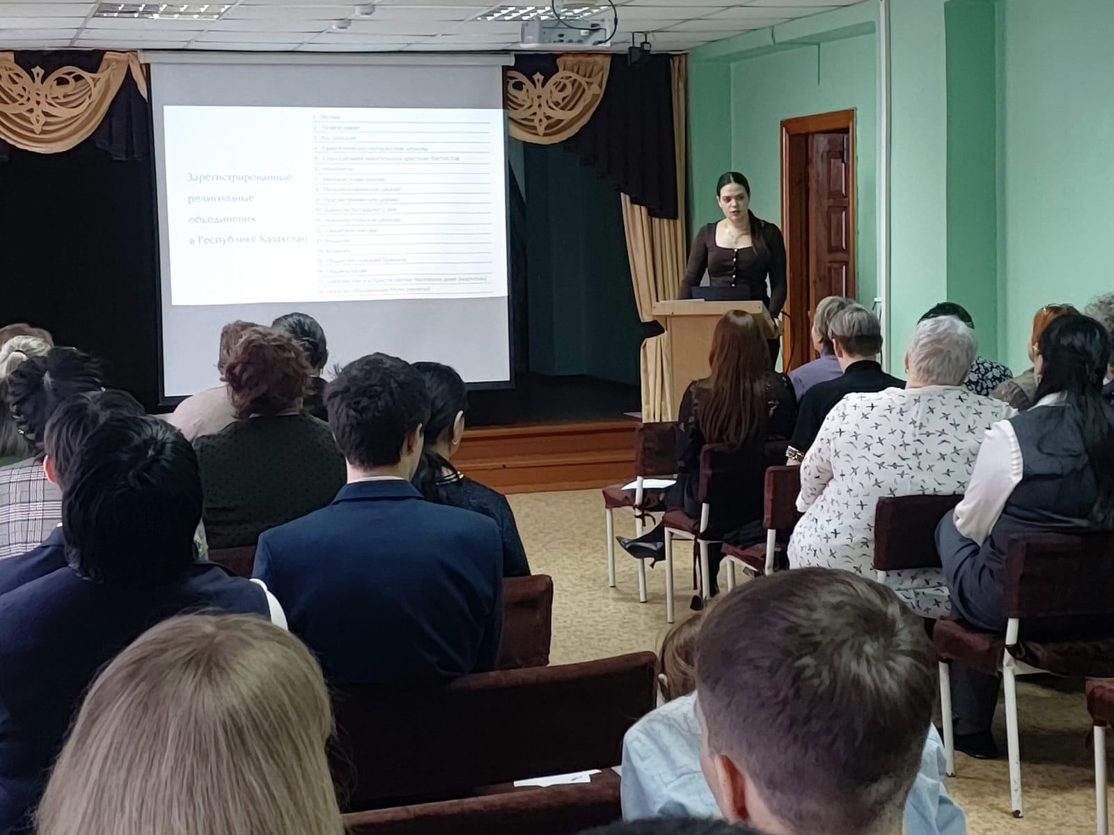 №27 жалпы білім беретін орта мектепте діни заңнама мәселелері бойынша семинар өтті