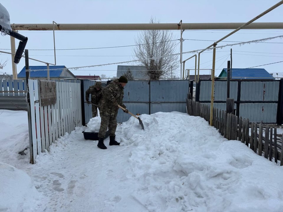 Президенттің бастамасымен жүзеге асырылып жатқан “Таза Қазақстан” республикалық экологиялық бағдарламасы аясында 15 наурызда “Жітіқара ауданының жастар ресурстық орталығы” КММ “Қарлы десант” акциясын өткізді.