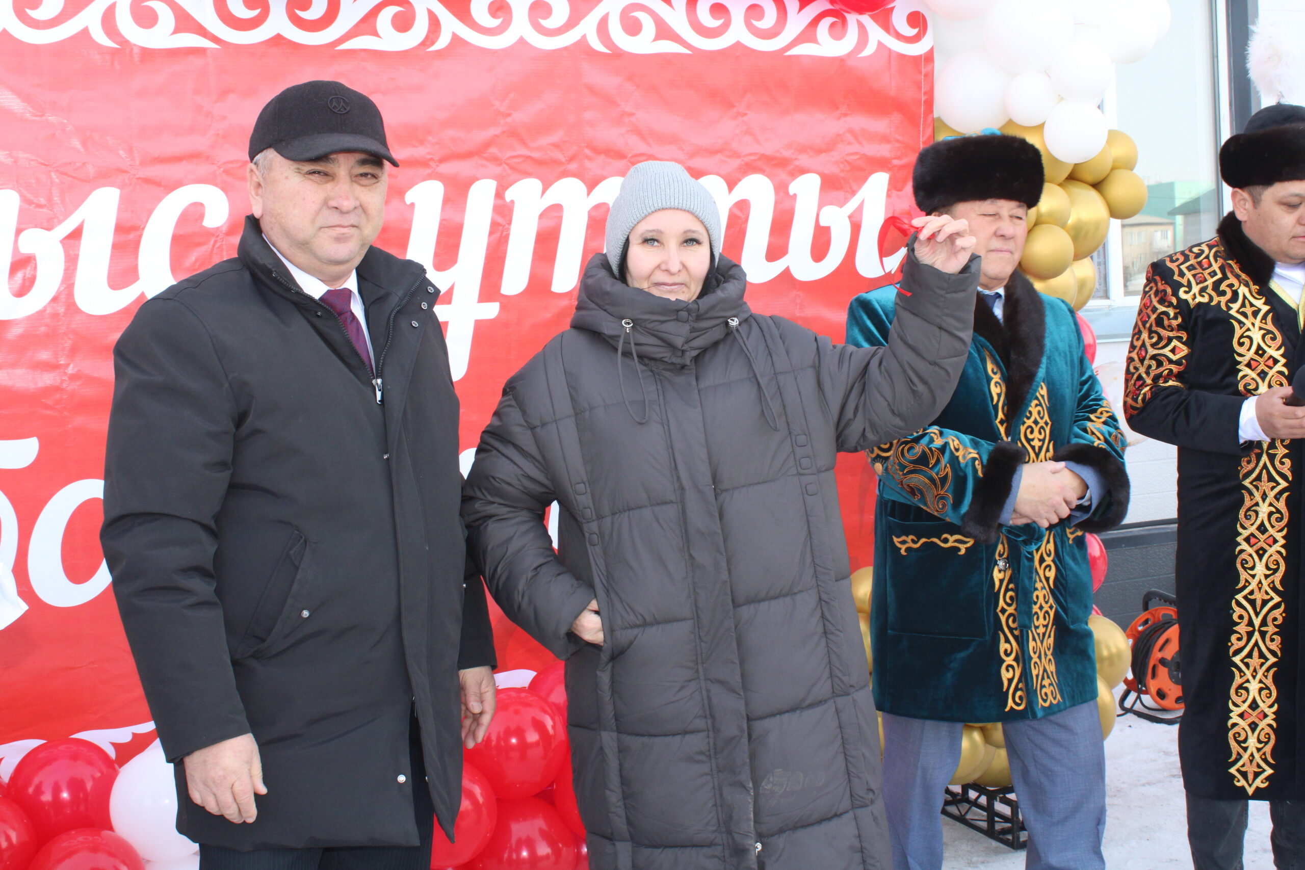 ҚАРҚАРАЛЫ ҚАЛАСЫНДА ТОҒЫЗ КӨПБАЛАЛЫ ОТБАСЫҒА ПӘТЕР КІЛТТЕРІ ТАБЫСТАЛДЫ!