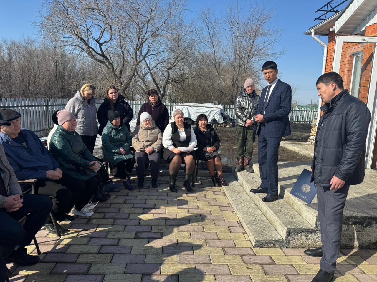 Аудан әкімінің Дмитриев ауылдық округінің тұрғындарымен кездесуі