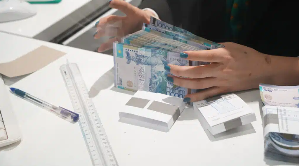 МИКРОҚАРЖЫ ҰЙЫМДАРЫ НАРЫҒЫНДА ЖОСЫҚСЫЗ БӘСЕКЕЛЕСТІККЕ ТОСҚАУЫЛ ҚОЙЫЛДЫ