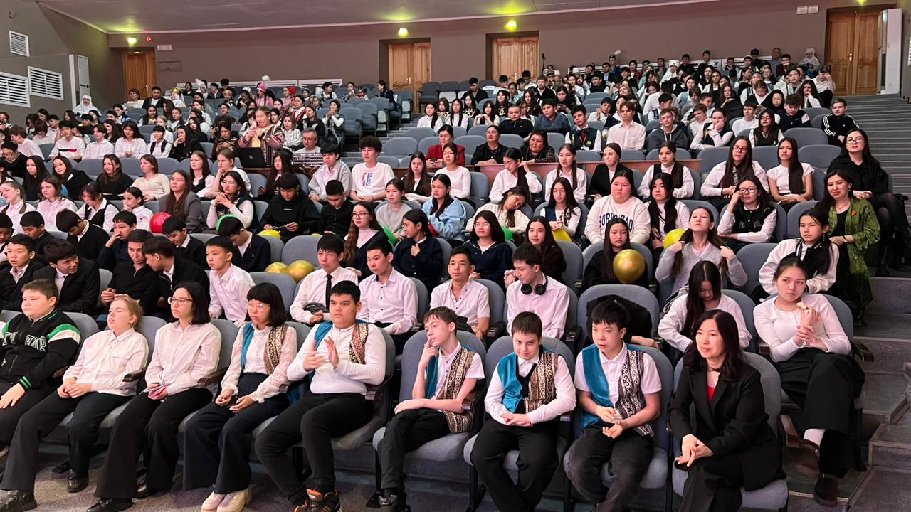 Ұлттық құндылықтарды дәріптеген өнер додасы