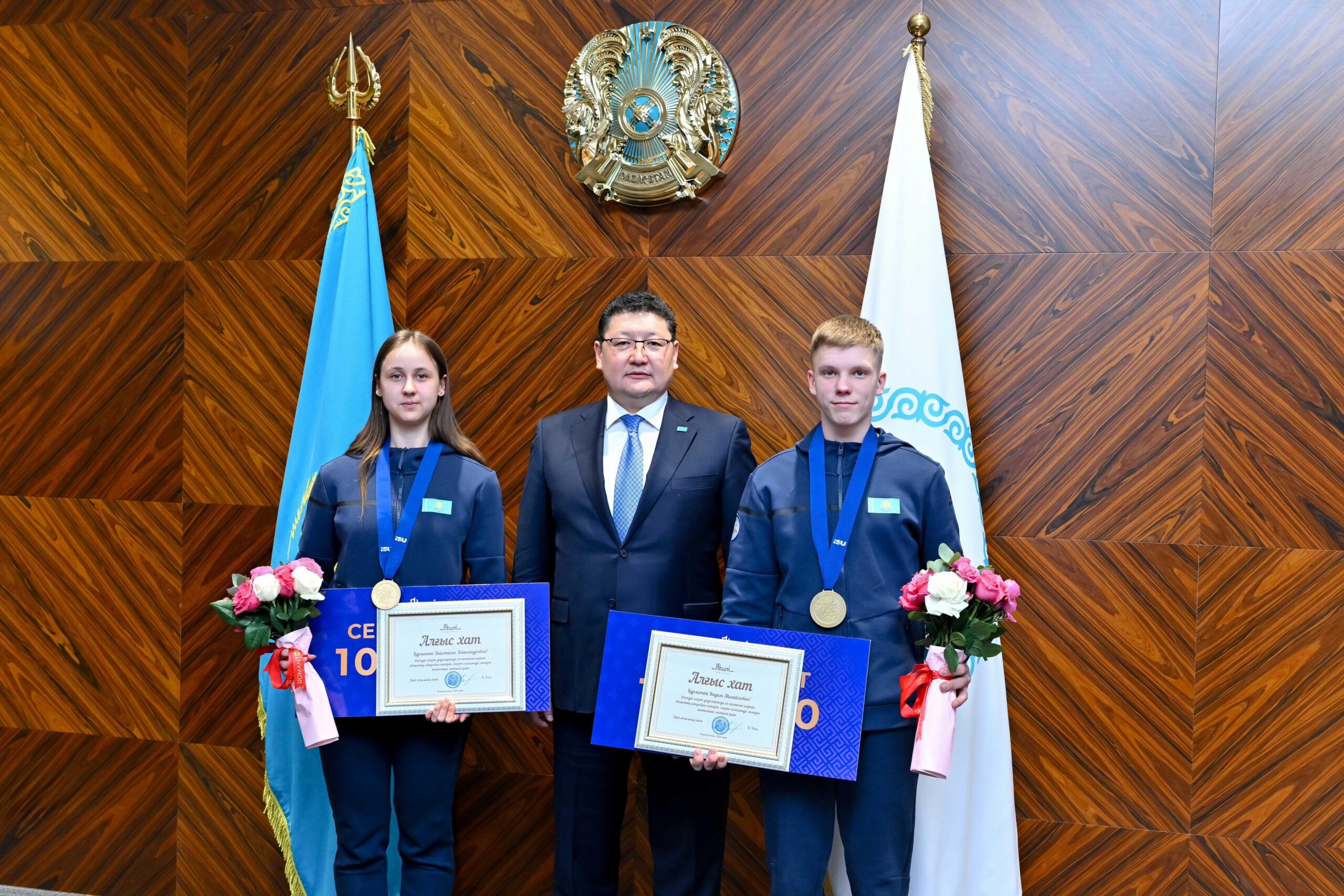 Абай облысында Әлем чемпиондарына құрмет көрсетілді