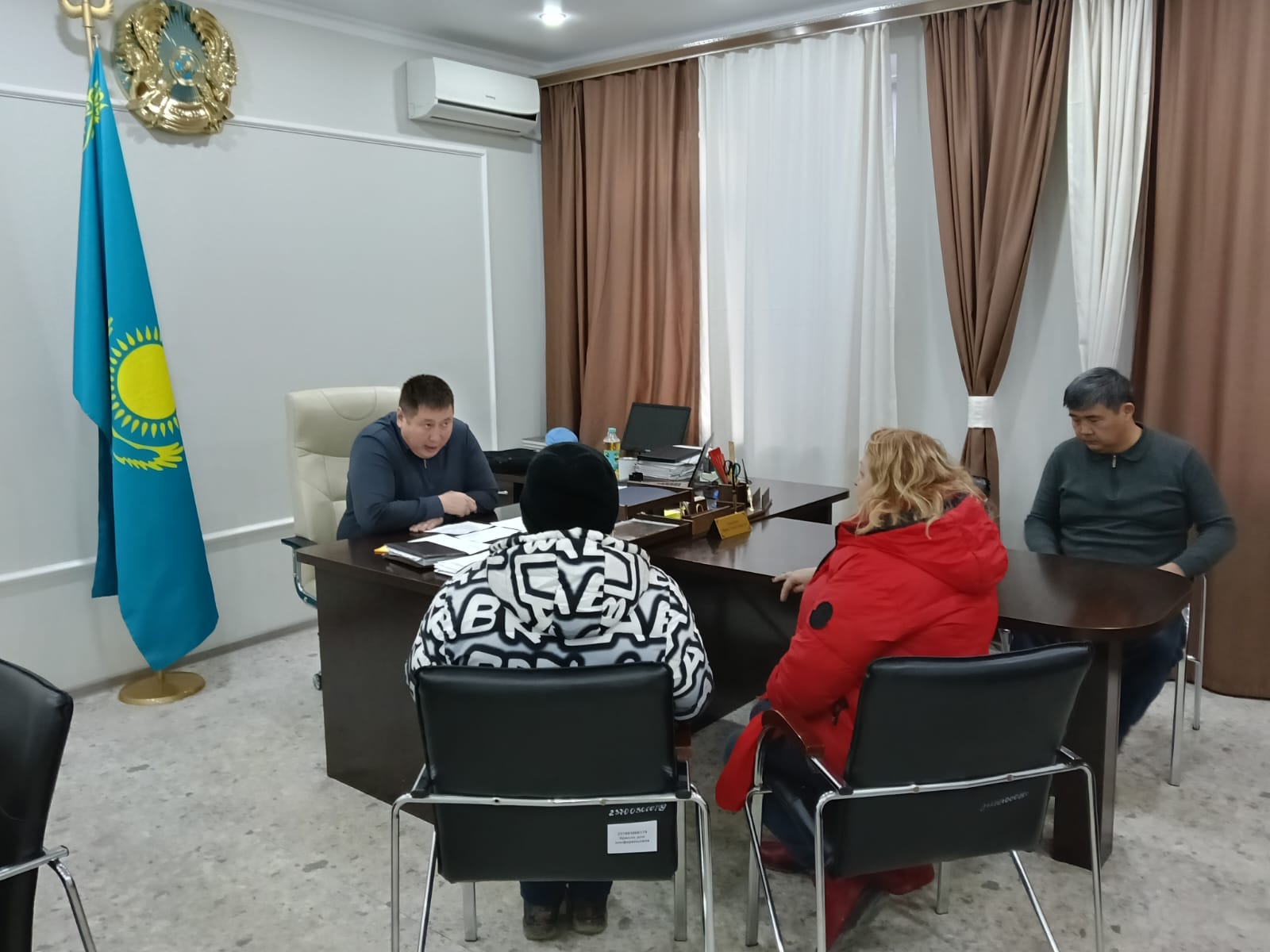 Байсерке ауылдық округінде округ әкімі Тоғузбаев М. азаматтарды қабылдайды.