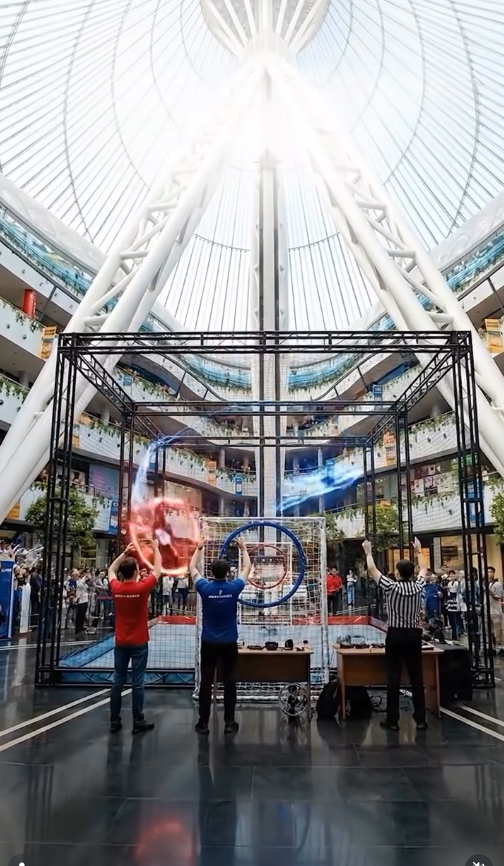 ТЕХНОЛОГИЯЛАР АЛАҢҒА ШЫҒАДЫ: АСТАНАДА ДРОН-ФУТБОЛ ӨТЕДІ