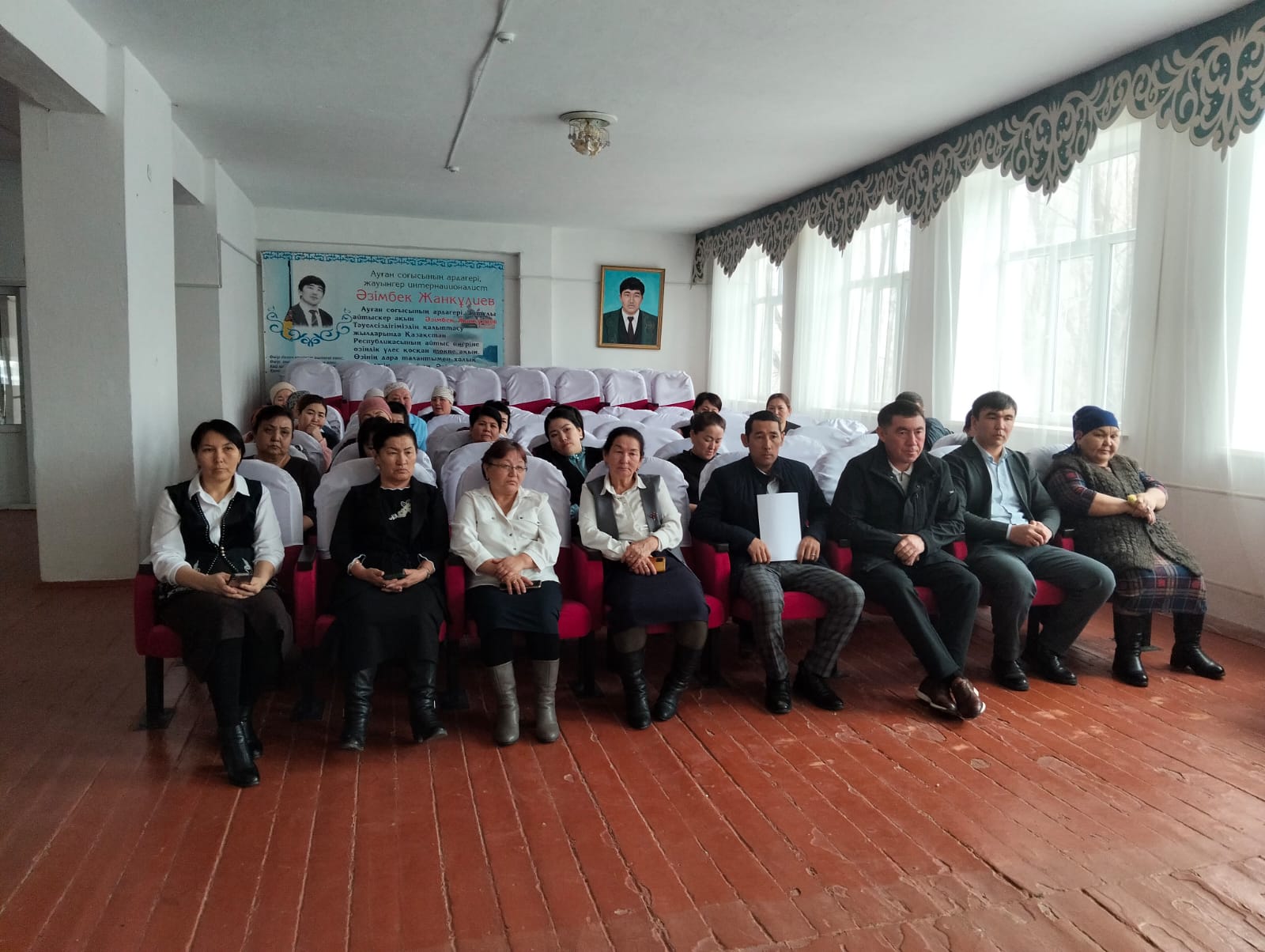 Тегістік ауылында Ата Заңдағы өзгерістер талқыланды