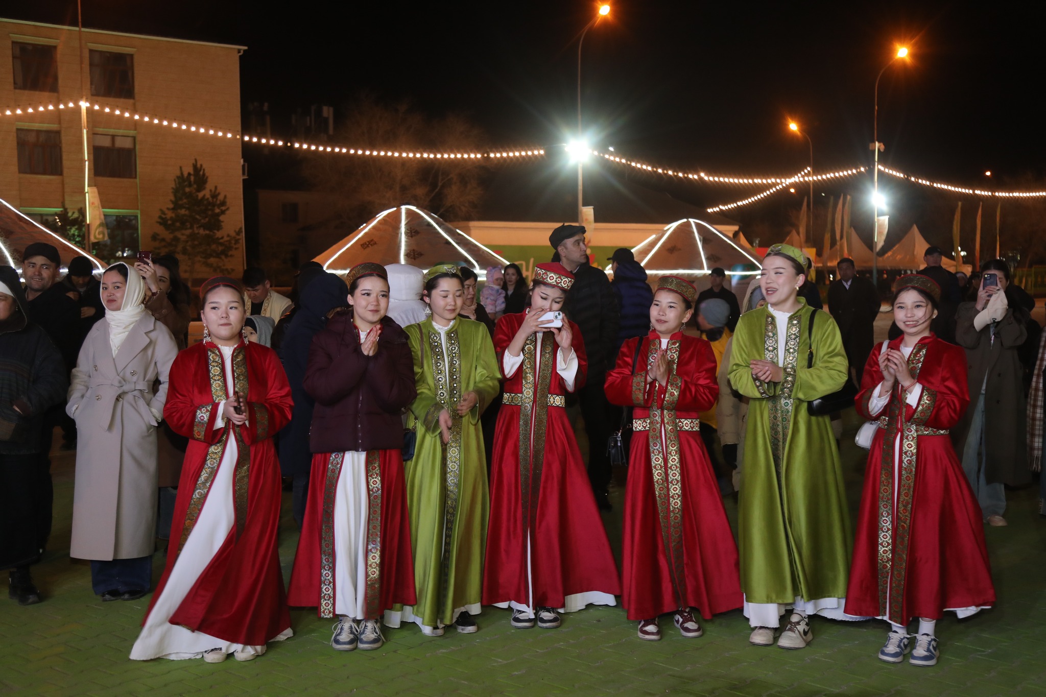 Наурызнама онкүндігі: мерейлі күн мерекелік концертке ұласты