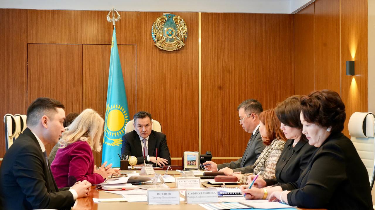 ШҚО-да денсаулық сақтау саласының өзекті мәселелері талқыланды