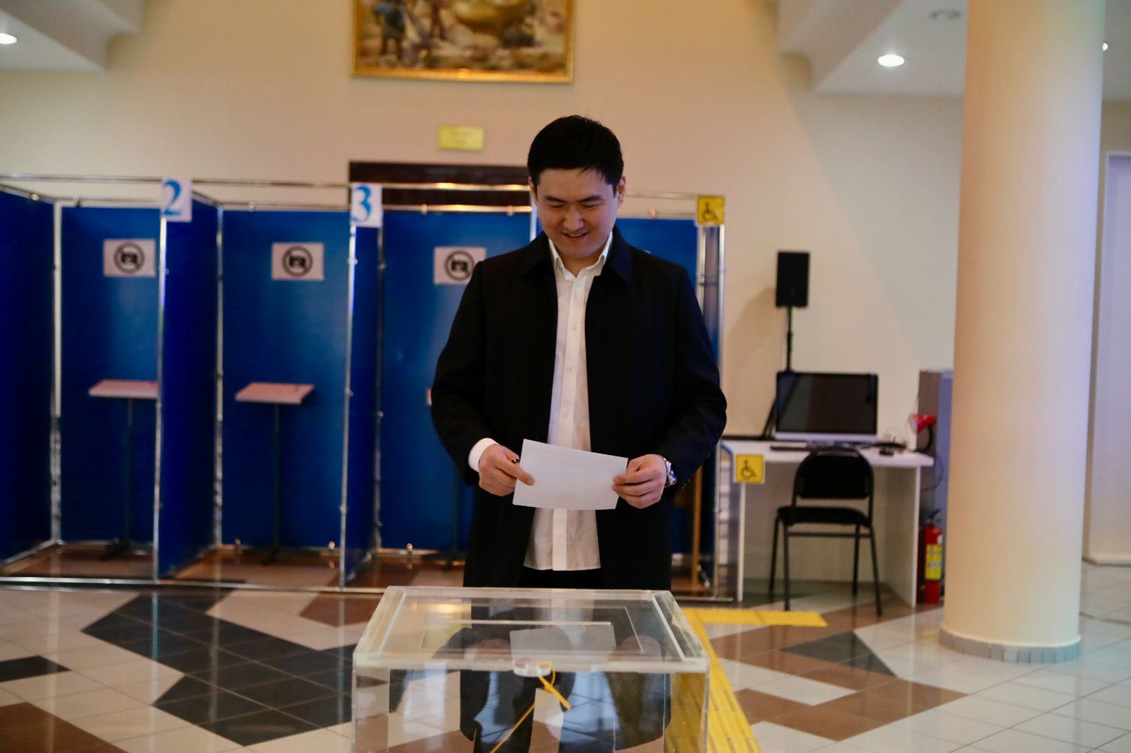 ТАНЫМАЛ ӘНШІ ТӨРЕҒАЛИ ТӨРEӘЛІ РЕФЕРЕНДУМДА ӨЗ ТАҢДАУЫН ЖАСАДЫ