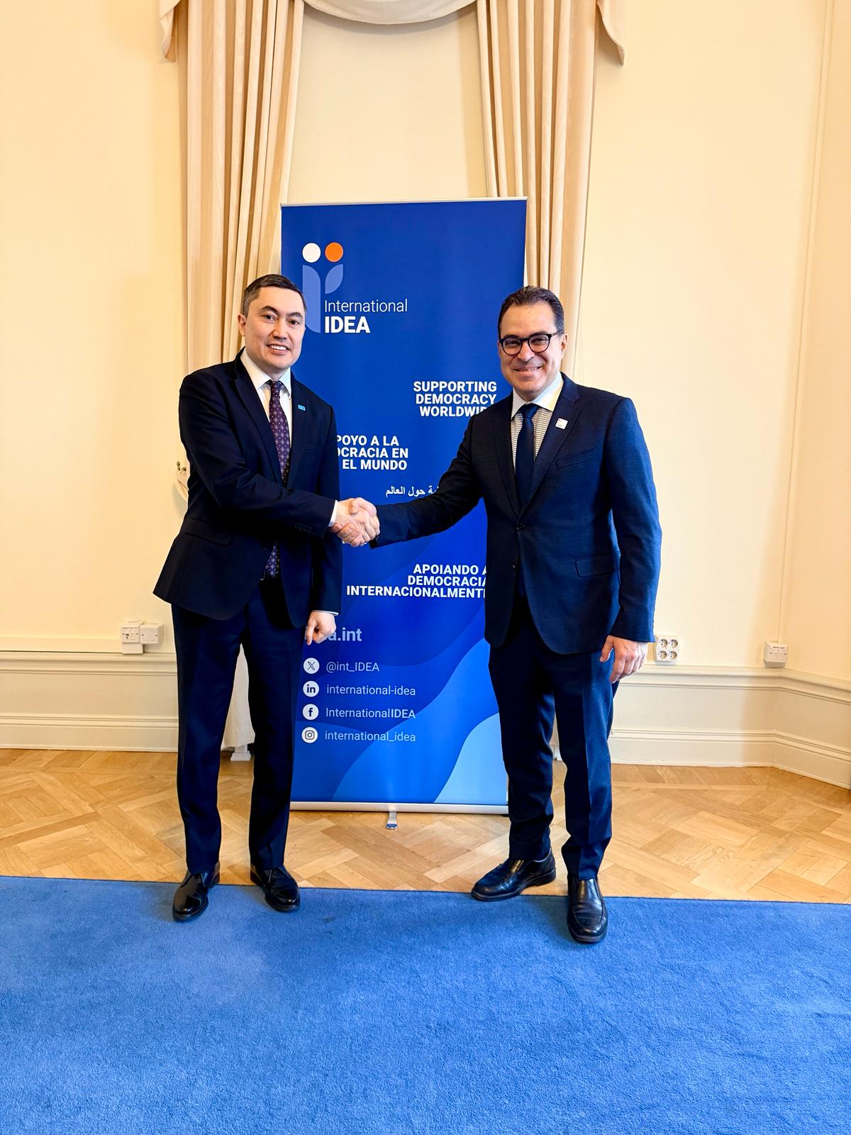 Қазақстанның Швециядағы Елшісі International IDEA басшылығымен конституциялық реформаны талқылады