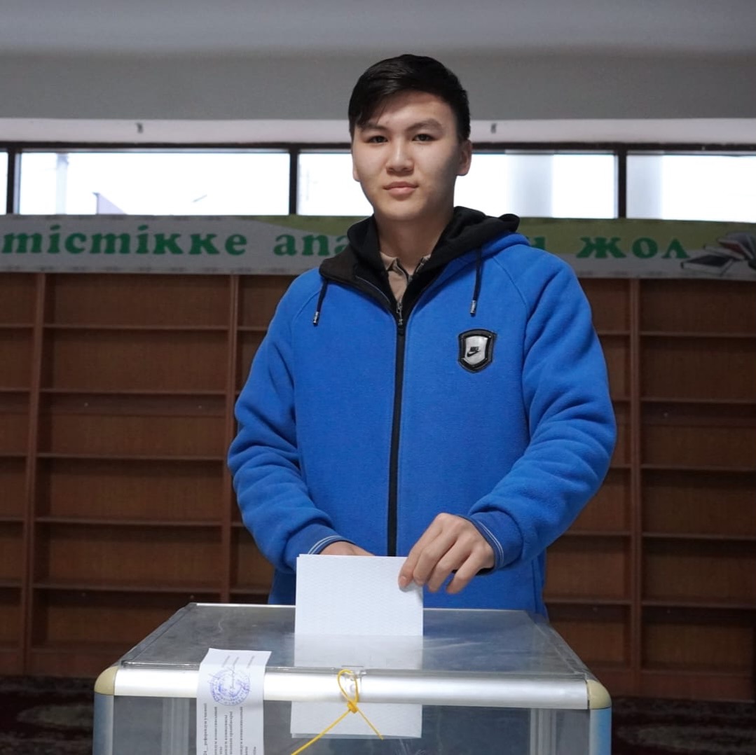 КЕЛЕС АУДАНЫНДА ЖАС САЙЛАУШЫ АЛҒАШ РЕТ ДАУЫС БЕРДІ