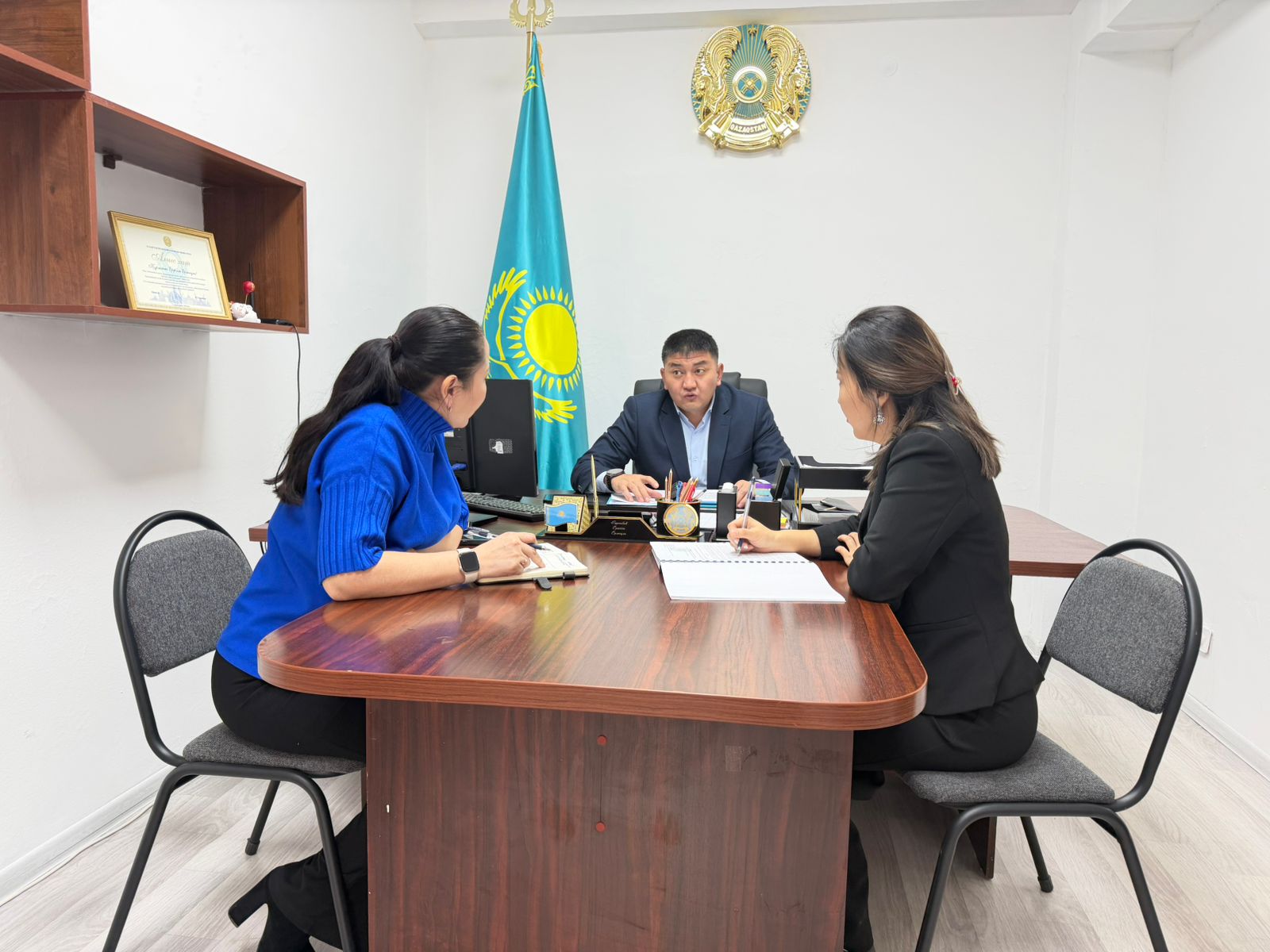 Қызметкерлер арасында семинар