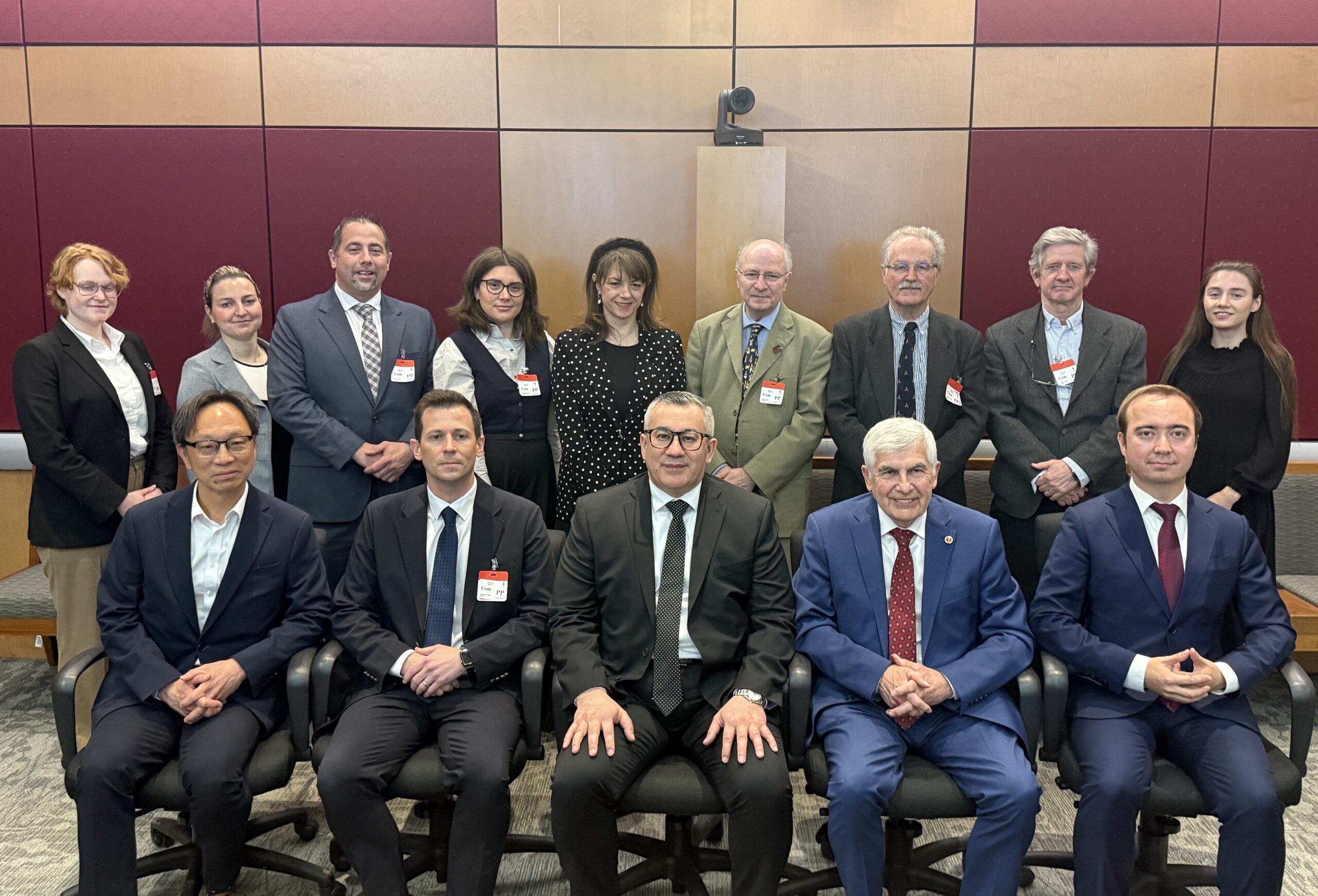 Канада Сенатында Қазақстандағы конституциялық реформаларға арналған дөңгелек үстел өтті