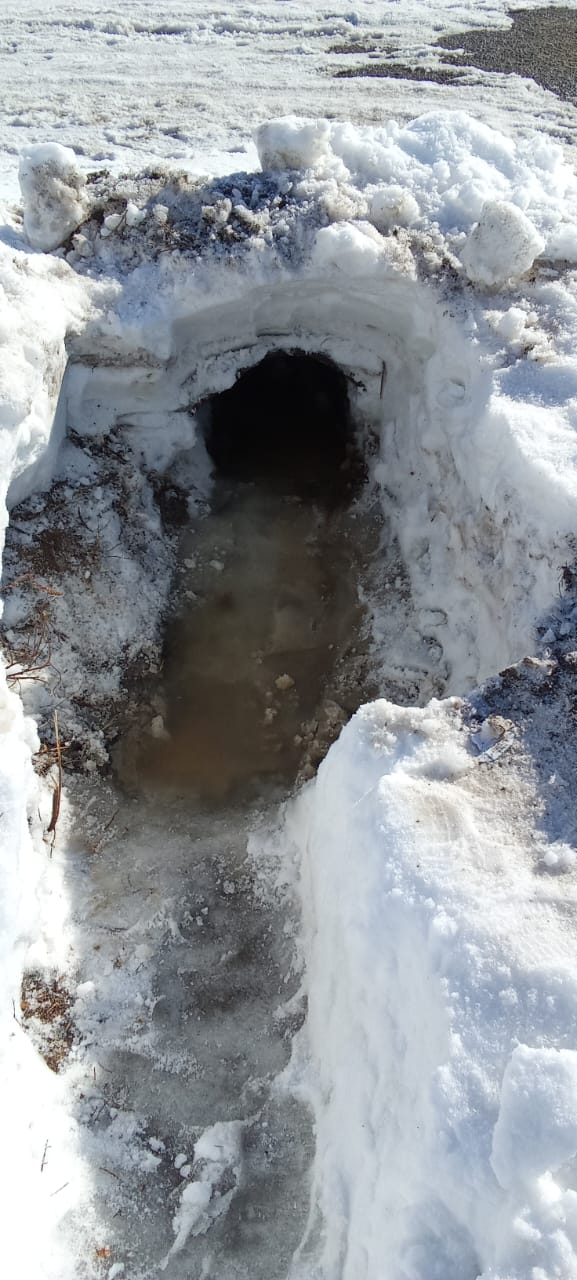 Су ағарларда қардан тазалау